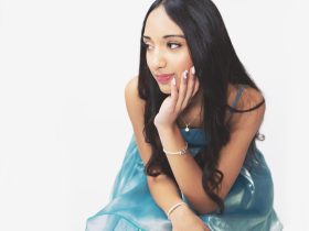Sophia Sheth Unveils Soulful Single "I Can't Help You" Sophia Sheth Unveils Soulful Single "I Can't Help You"