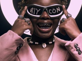 Singer Riycon