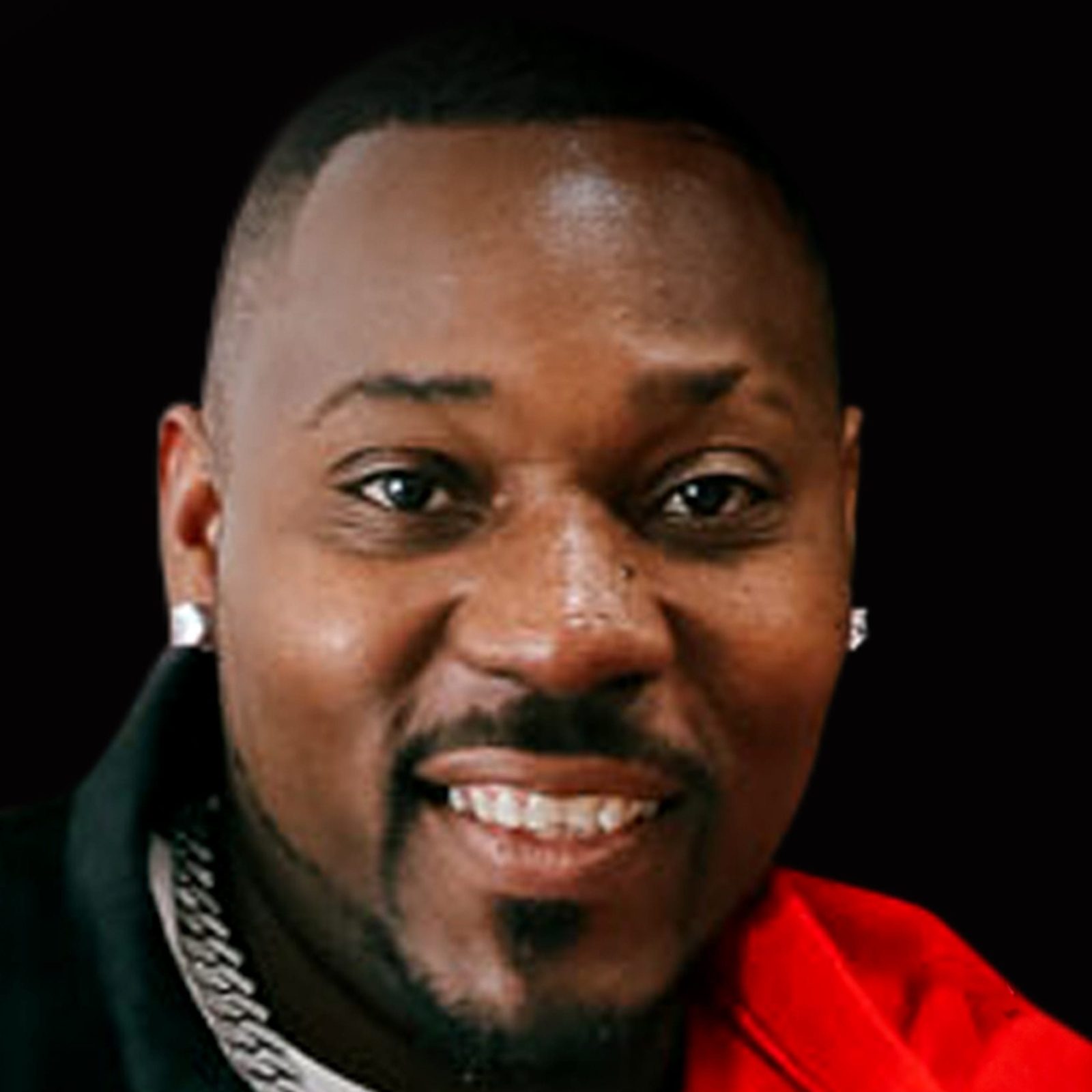 Ray Ramon Unveils Energizing New Single "Move Your Body" Ray Ramon