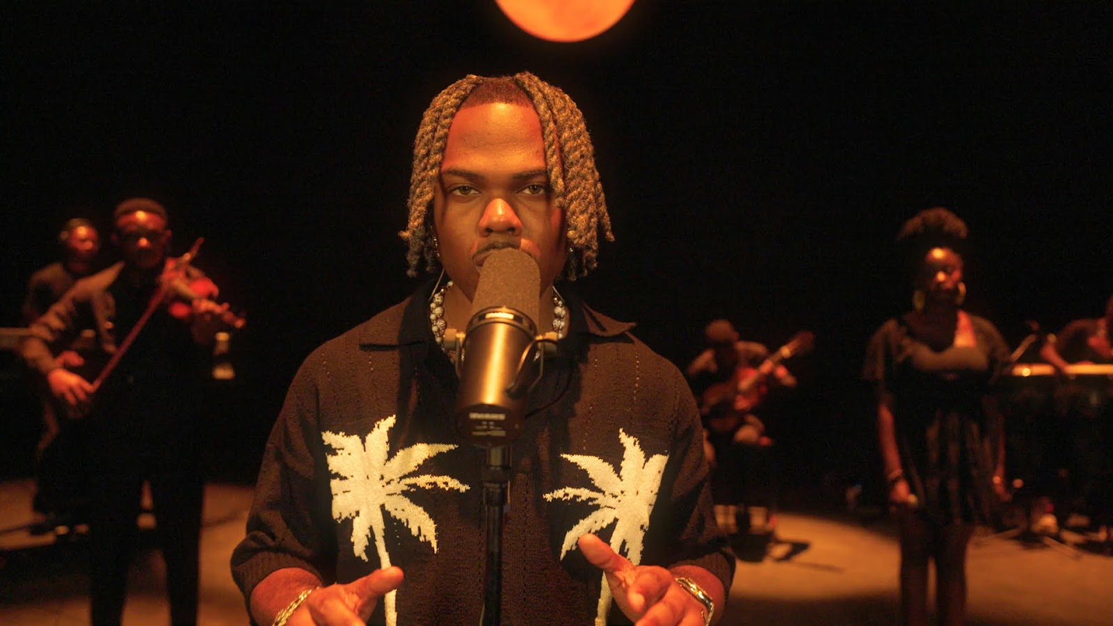 CKay Drops Hypnotizing “Addicted” & “Wahala” Mash-Up Live Performance CKay