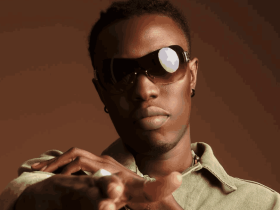 J. Derobie