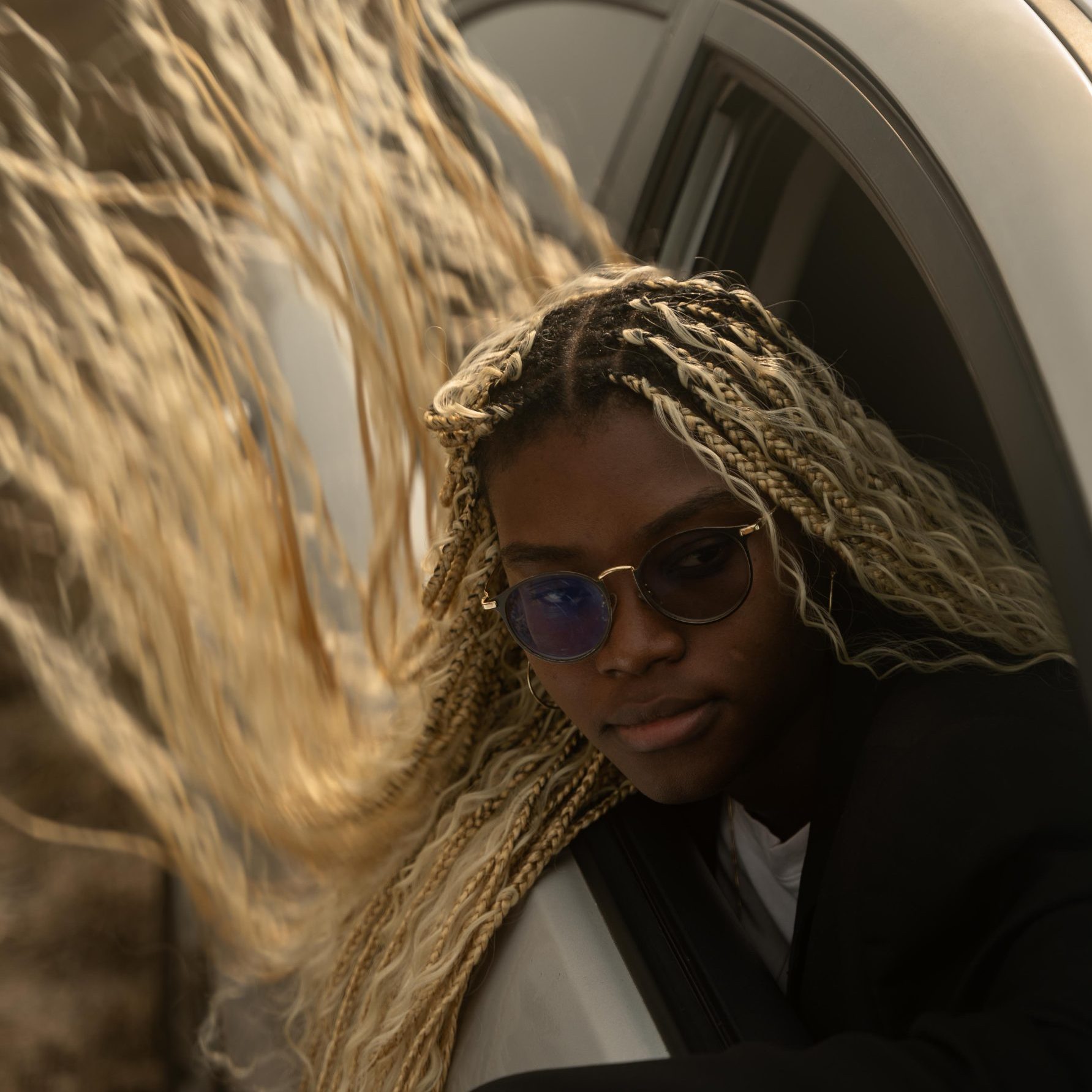 Mēl Kicks Off 2025 With Empowering New Single 