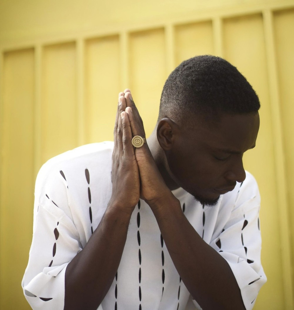 Asiama introduces his sound to the world with ‘Akoma’ Asiama