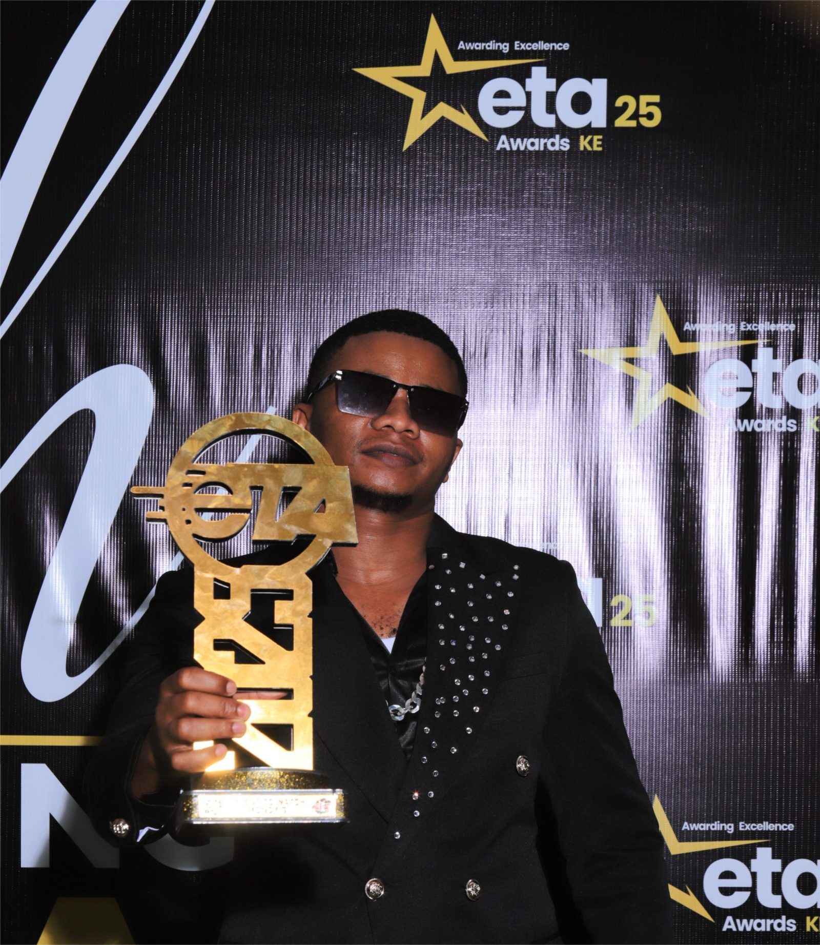 Tanzanian Star Mondy G Shines In Kenya, Wins “Talent to Watch” At ETA Awards 2025