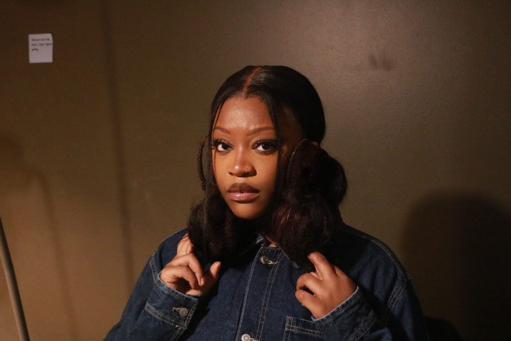 Rie Osei Delivers Captivating Intimate Rooftop Performance In Accra