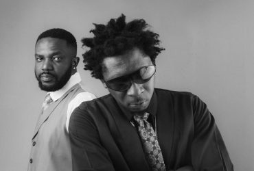 R2bees Photo