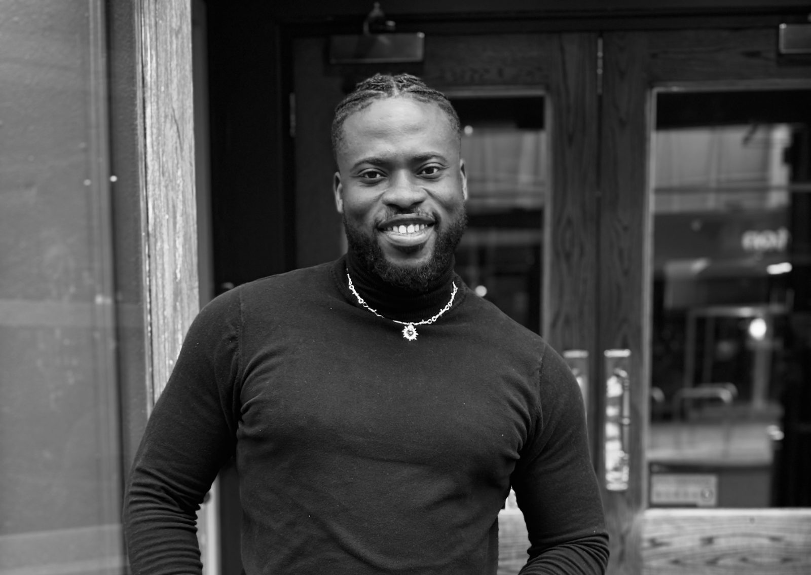 Kwesi Tumani Shares Honest Reflection on “White Knuckling” Kwesi Tumani