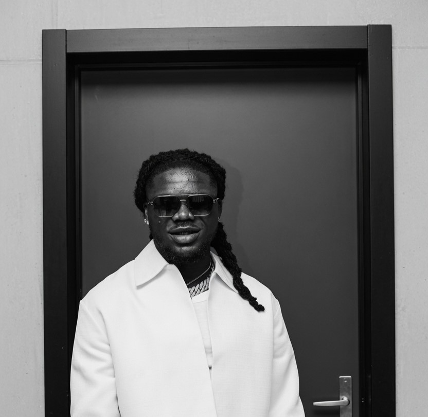 Maxzy Delivers Raw Emotion on New Single 'Tell on You' Maxzy